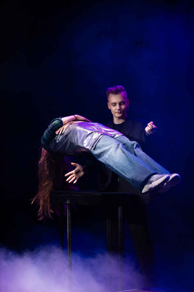 192_21_11zon.jpg 192_21_11zon.jpg